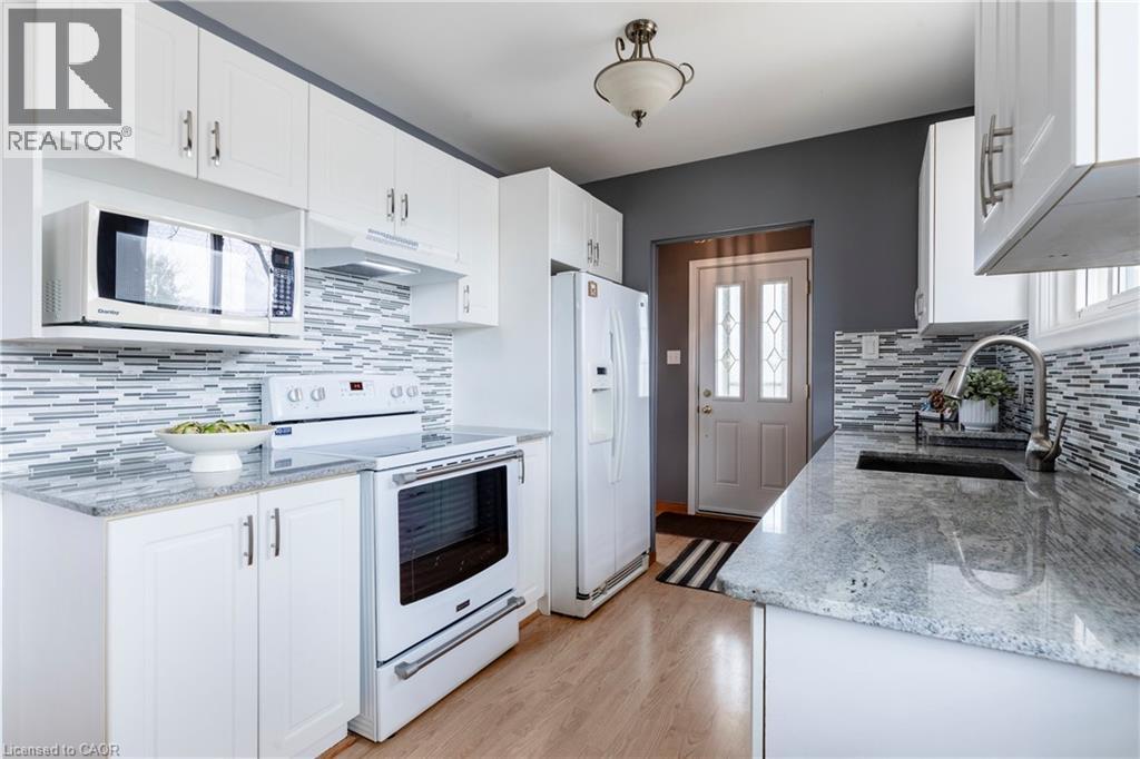 2 Melody Court, Hamilton, Ontario  L8V 2M4 - Photo 12 - 40759129