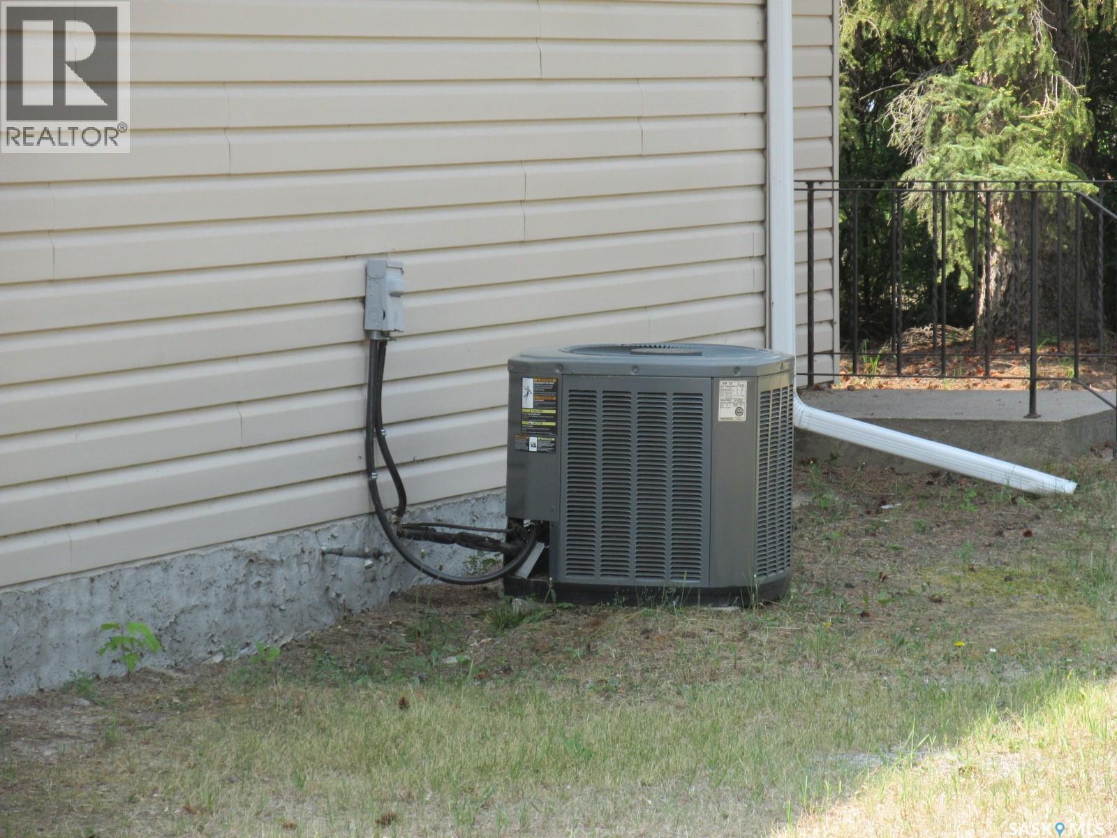 115 Lucille Crescent, Nipawin, Saskatchewan  S0E 1E0 - Photo 43 - SK010003