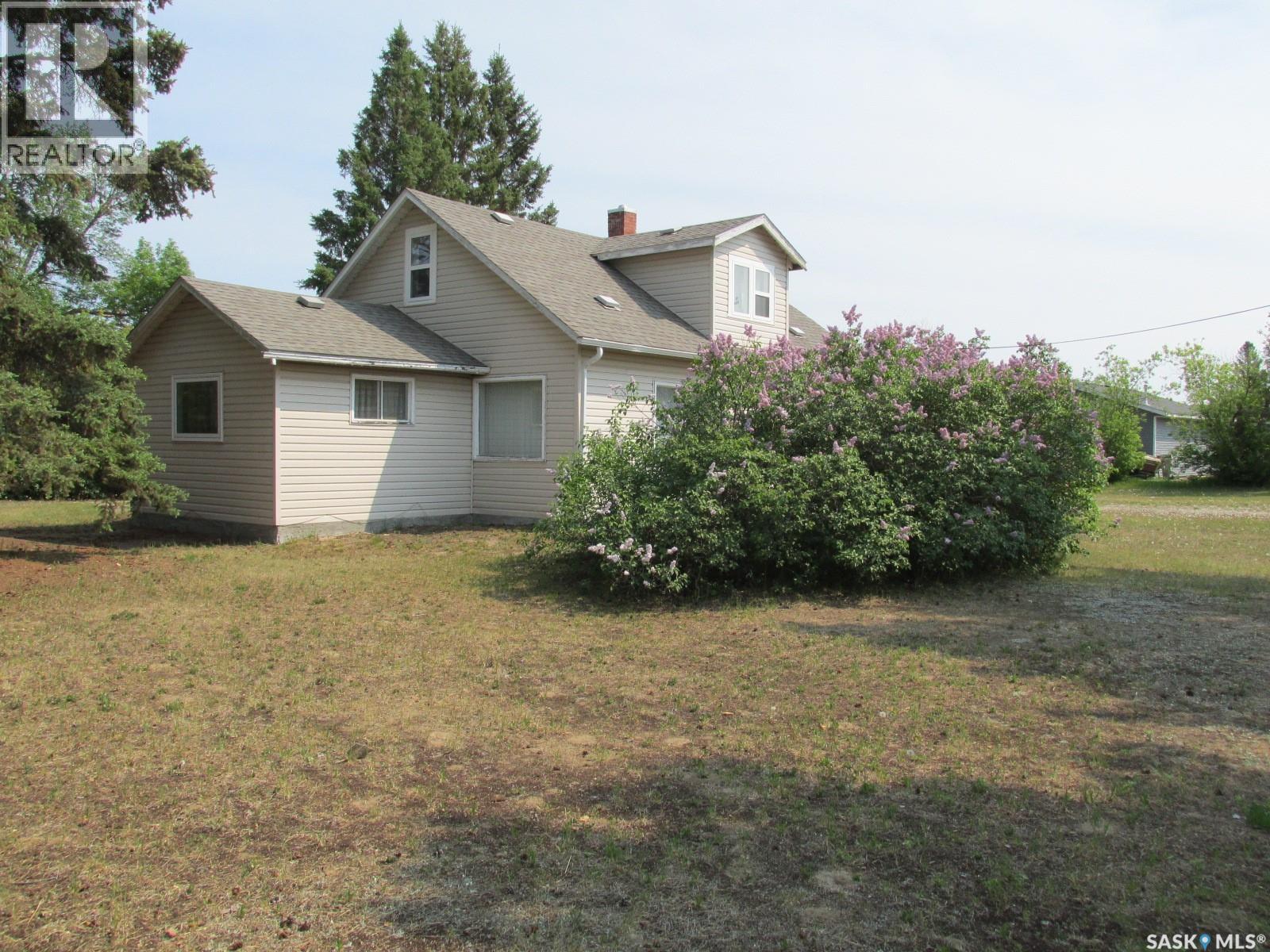 115 Lucille Crescent, Nipawin, Saskatchewan  S0E 1E0 - Photo 4 - SK010003