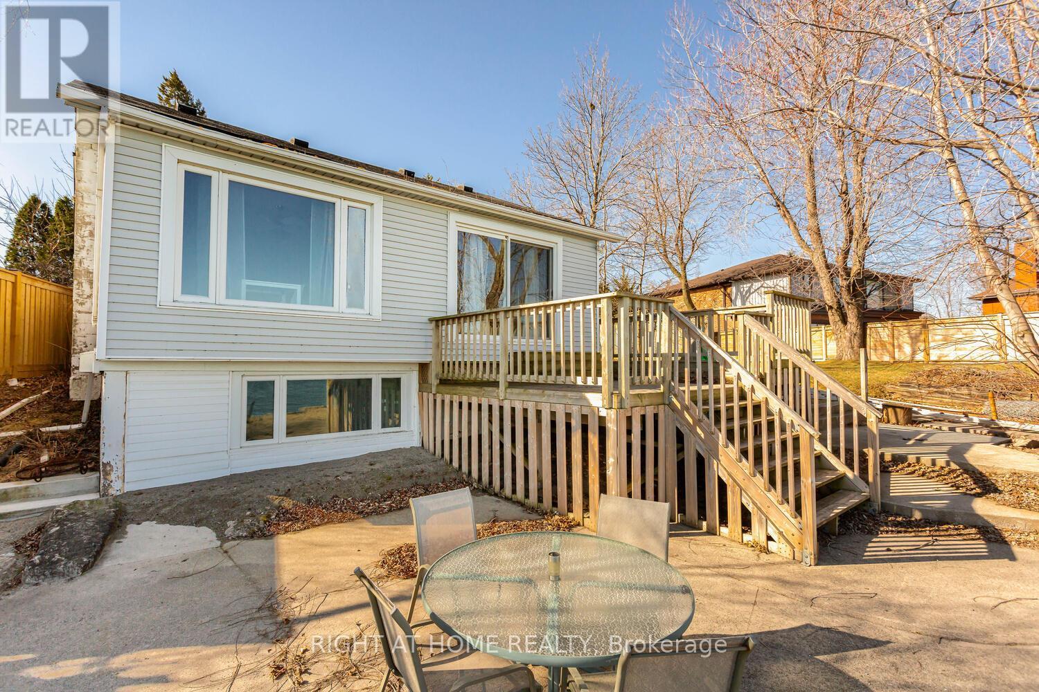 18 1/2 Lakeshore Drive, Hamilton, Ontario  L8E 5C6 - Photo 7 - X12748338