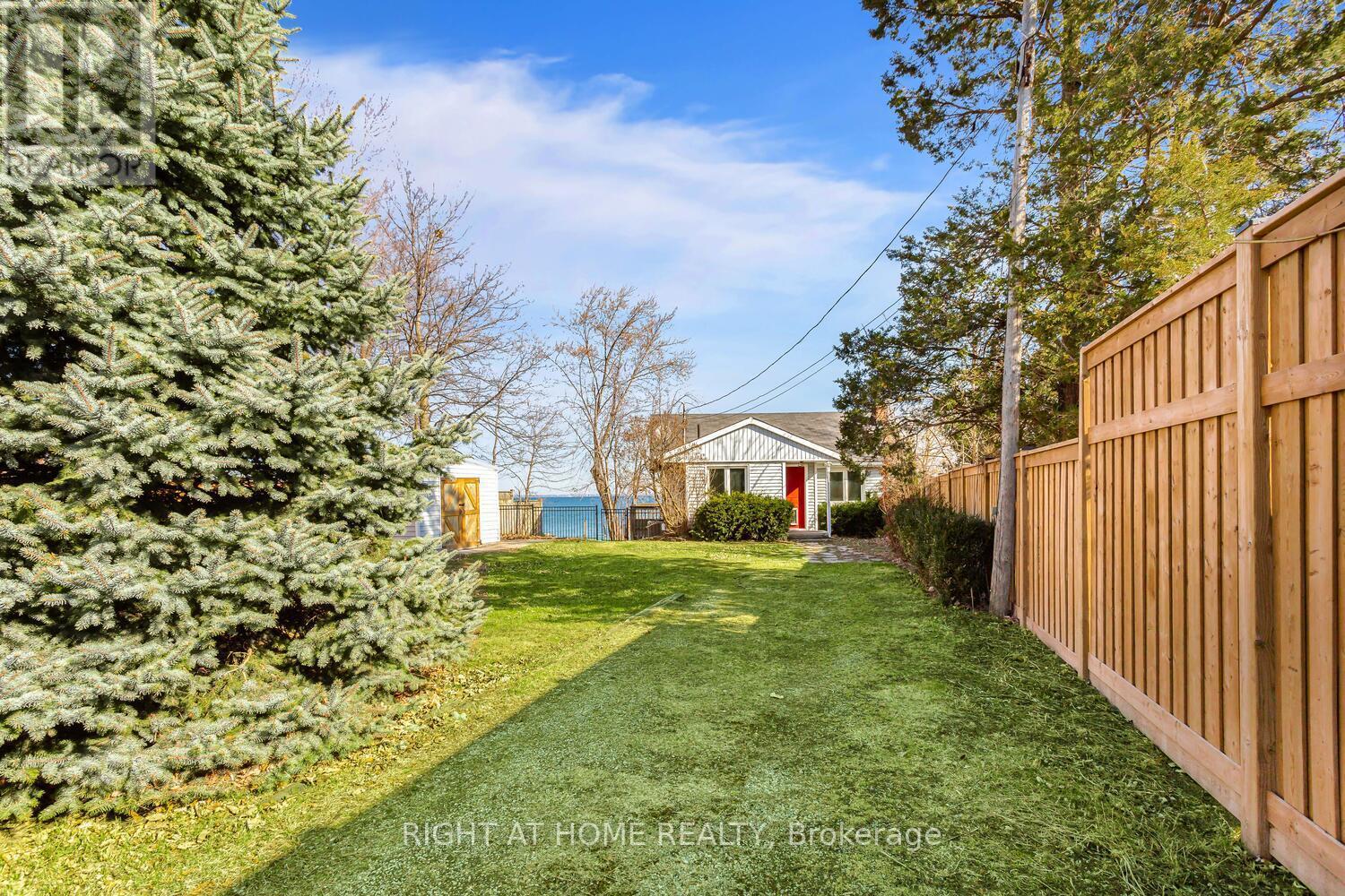 18 1/2 Lakeshore Drive, Hamilton, Ontario  L8E 5C6 - Photo 9 - X12748338