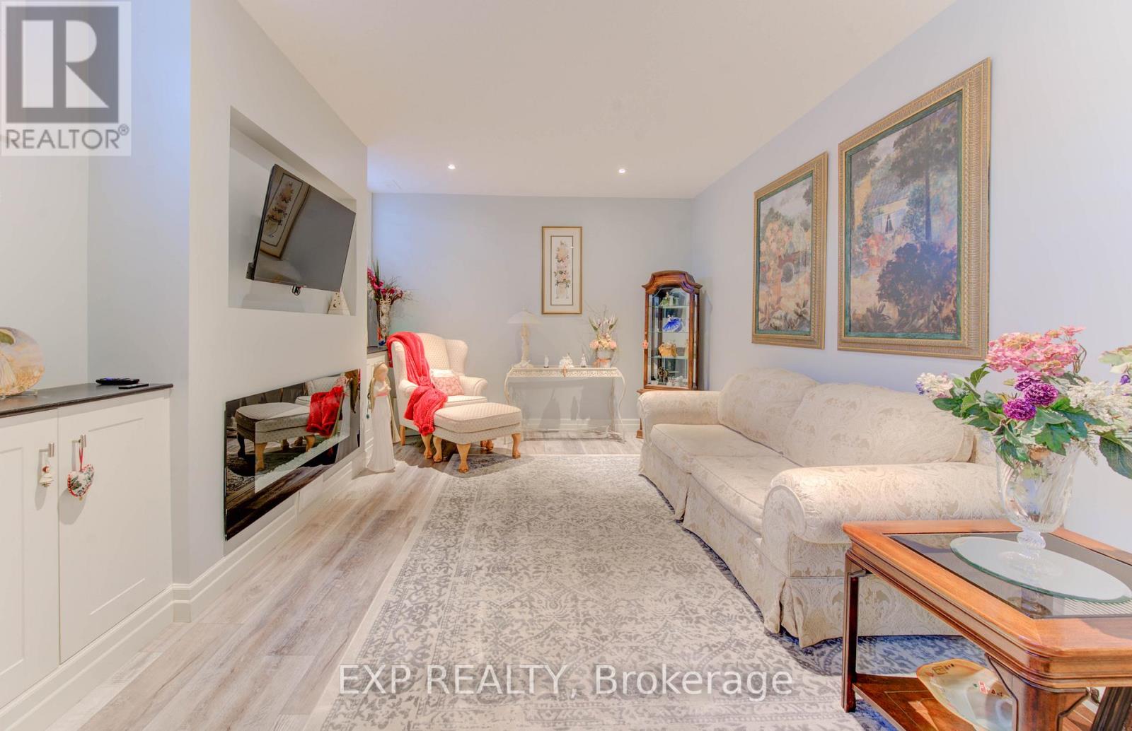 52 Edgehill Drive, Kitchener, Ontario  N2P 2C6 - Photo 36 - X12748524