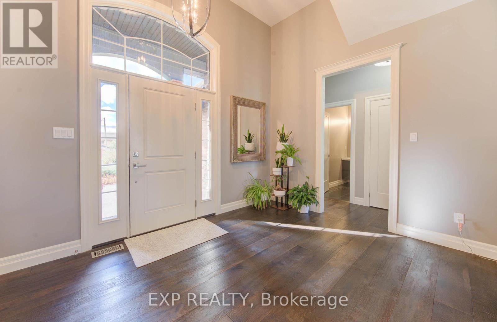 52 Edgehill Drive, Kitchener, Ontario  N2P 2C6 - Photo 5 - X12748524