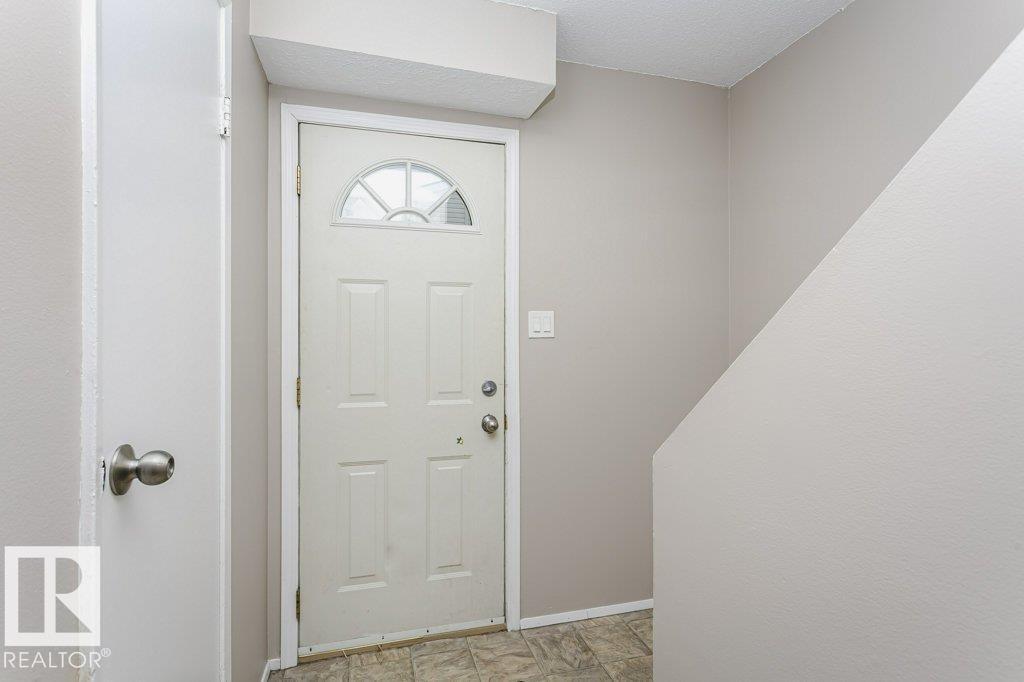 130 Dickinsfield Co Nw Nw, Edmonton, Alberta  T5E 5V8 - Photo 12 - E4471636