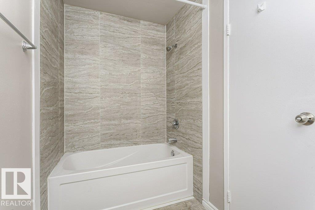 130 Dickinsfield Co Nw Nw, Edmonton, Alberta  T5E 5V8 - Photo 35 - E4471636