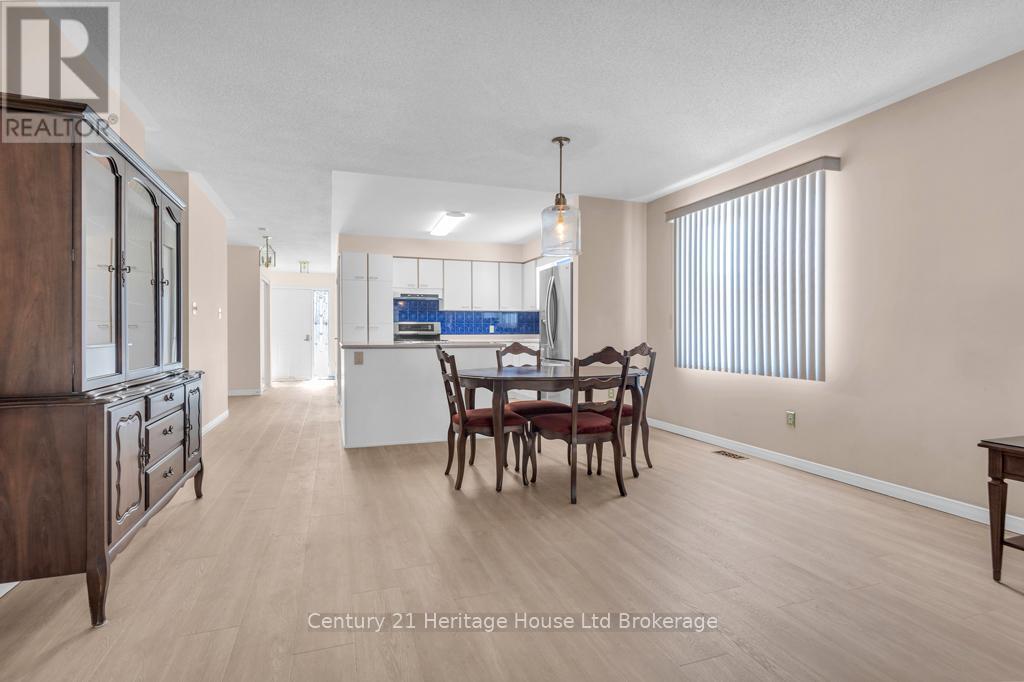 14 Mcdonald Court, Tillsonburg, Ontario  N4G 5L8 - Photo 7 - X12594848