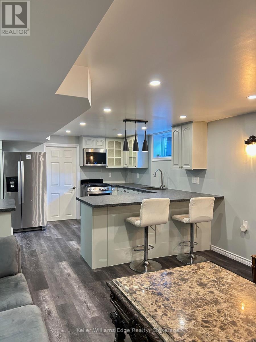 Lower - 15 Hildegard Drive, Hamilton, Ontario  L8K 5S1 - Photo 5 - X12748708