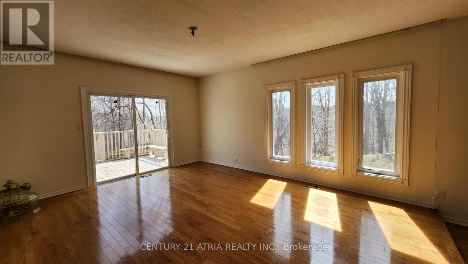 94 Garnier Court, Toronto, Ontario  M2M 4C9 - Photo 4 - C12748532