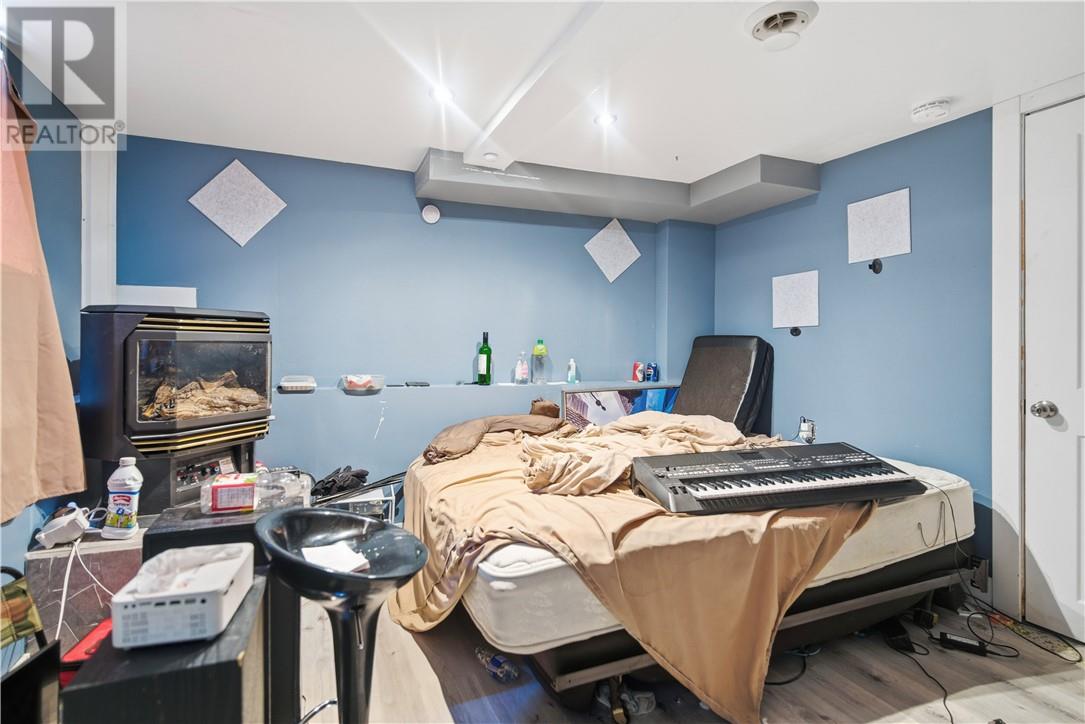 867 Lonsdale Avenue, Greater Sudbury, Ontario  P3B 1K2 - Photo 8 - 2126287