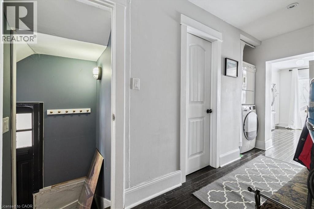 9 Barclay Street, Hamilton, Ontario  L8S 1P1 - Photo 13 - 40801216