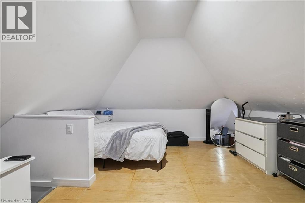 9 Barclay Street, Hamilton, Ontario  L8S 1P1 - Photo 26 - 40801216