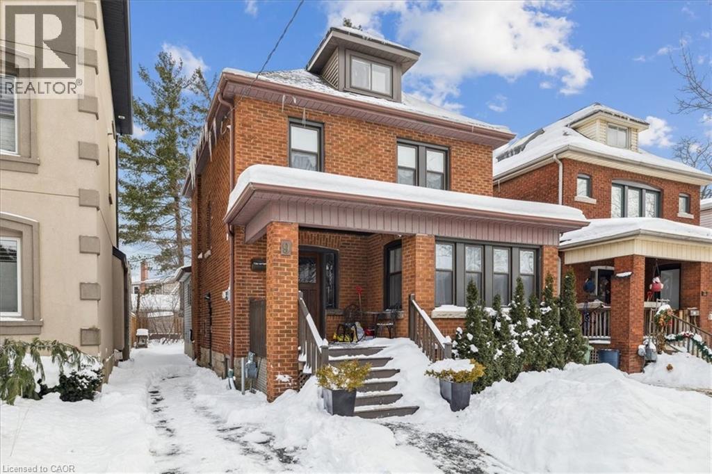 9 Barclay Street, Hamilton, Ontario  L8S 1P1 - Photo 3 - 40801216