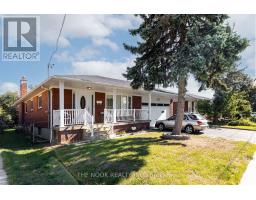 7 TRIBURNHAM PLACE, Toronto, Ontario