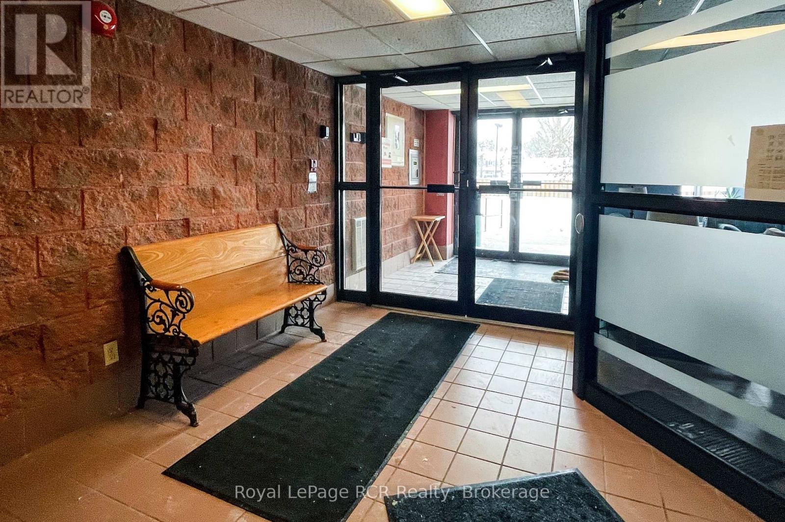 102 - 536 11th Avenue, Hanover, Ontario N4N 2S4 - Photo 42 - X12748814