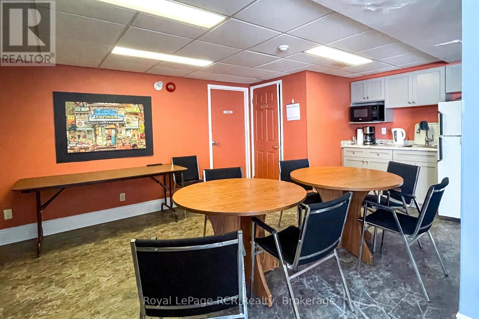 102 - 536 11th Avenue, Hanover, Ontario N4N 2S4 - Photo 44 - X12748814