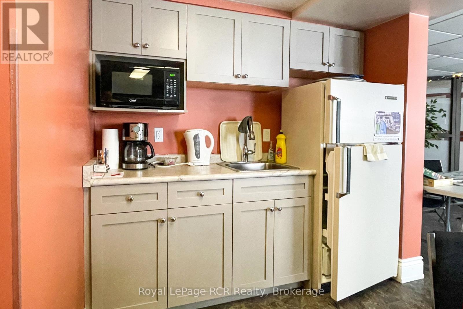 102 - 536 11th Avenue, Hanover, Ontario N4N 2S4 - Photo 45 - X12748814