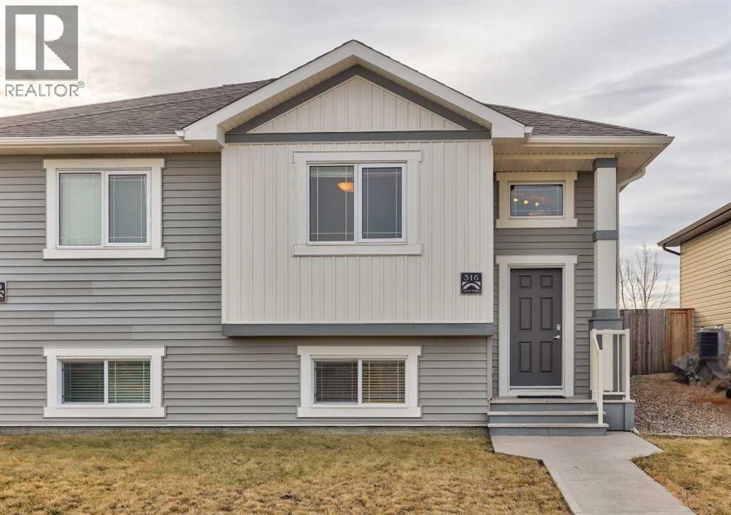 316 Coalbanks Boulevard W, Lethbridge, Alberta
