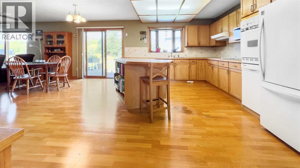 6 Drake Street, Fleet, Alberta  T0C 0X0 - Photo 7 - A2257597