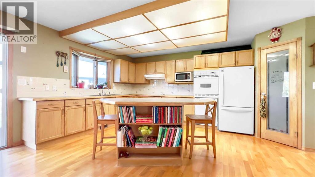 6 Drake Street, Fleet, Alberta  T0C 0X0 - Photo 6 - A2257597