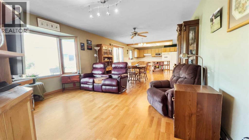 6 Drake Street, Fleet, Alberta  T0C 0X0 - Photo 12 - A2257597