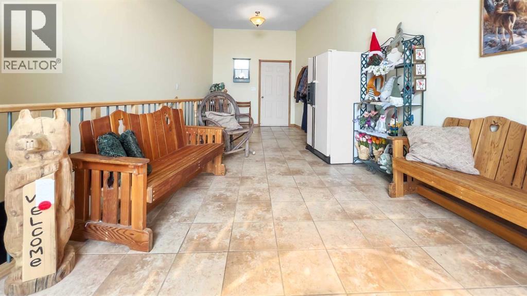 6 Drake Street, Fleet, Alberta  T0C 0X0 - Photo 5 - A2257597