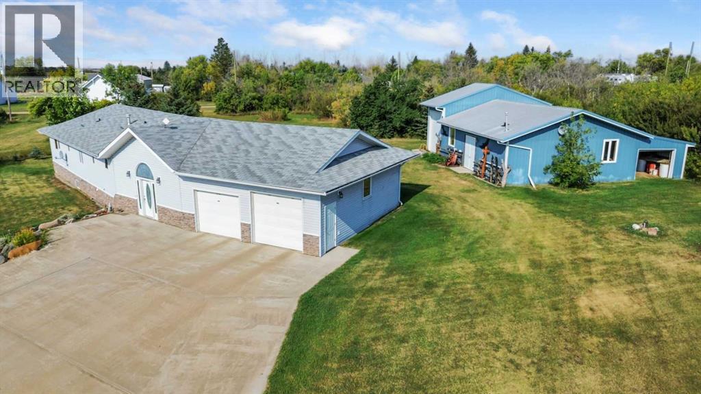 6 Drake Street, Fleet, Alberta