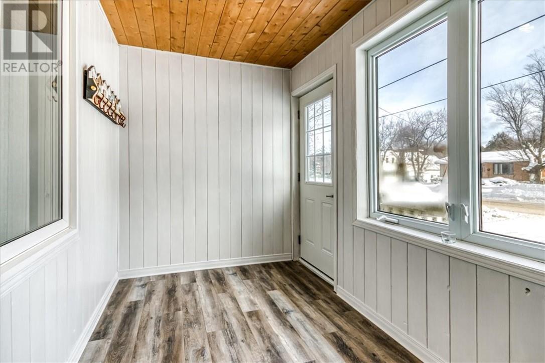 19 Gore Street, Gore Bay, Ontario  P0P 1H0 - Photo 24 - 2126275