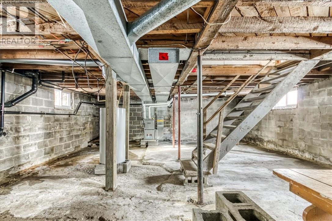 19 Gore Street, Gore Bay, Ontario  P0P 1H0 - Photo 25 - 2126275