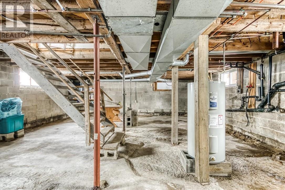 19 Gore Street, Gore Bay, Ontario  P0P 1H0 - Photo 26 - 2126275