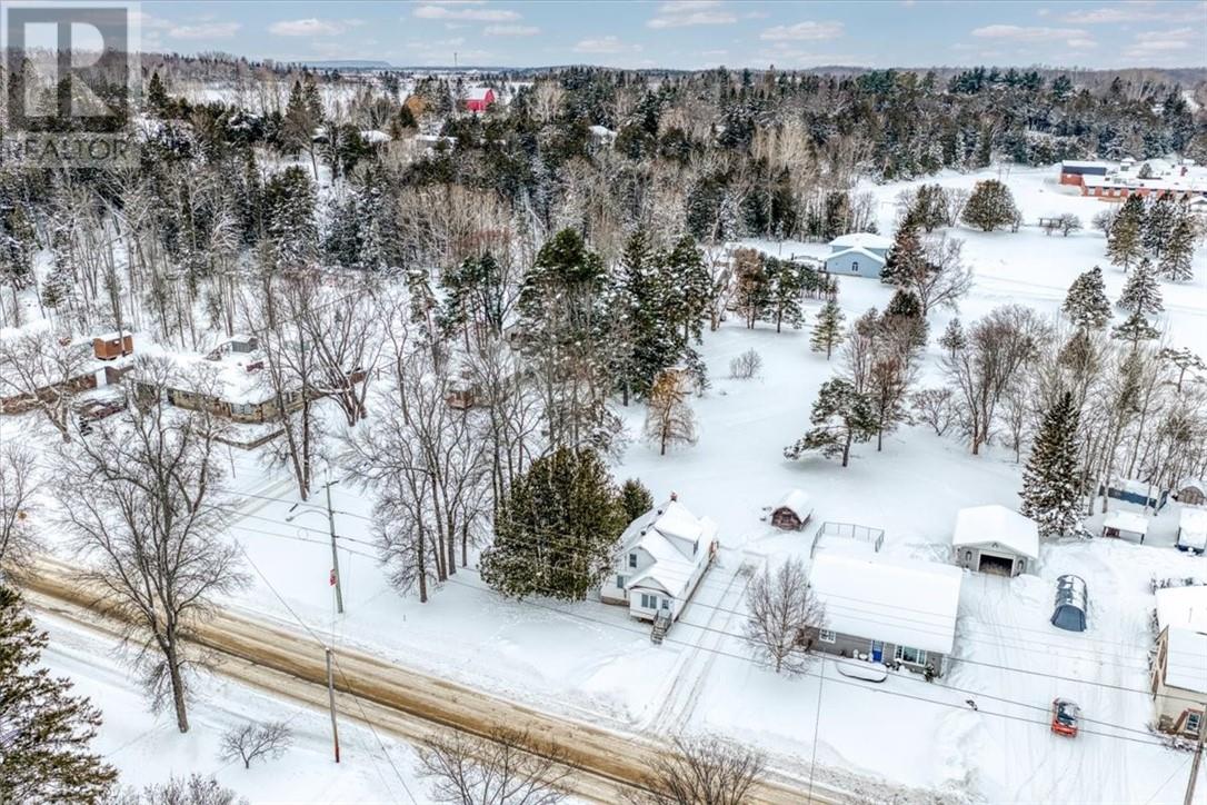 19 Gore Street, Gore Bay, Ontario  P0P 1H0 - Photo 33 - 2126275