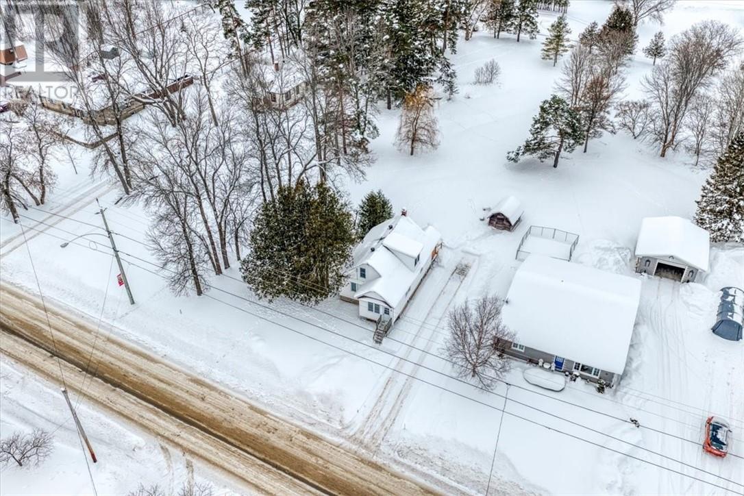 19 Gore Street, Gore Bay, Ontario  P0P 1H0 - Photo 34 - 2126275