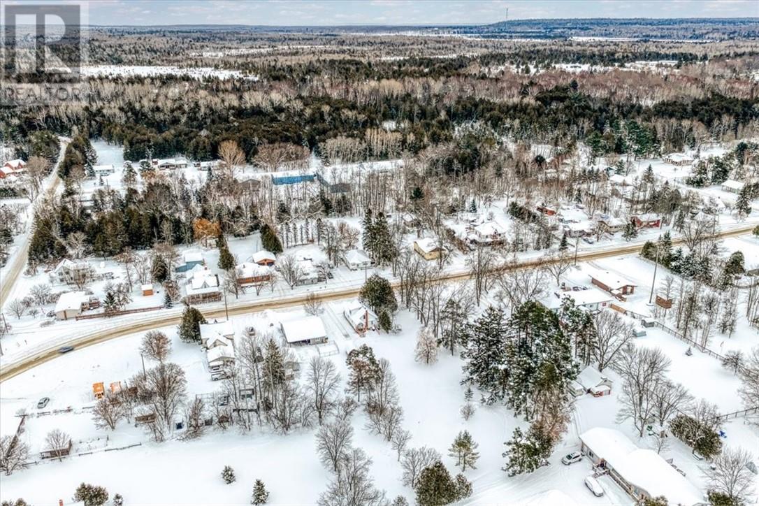 19 Gore Street, Gore Bay, Ontario  P0P 1H0 - Photo 39 - 2126275