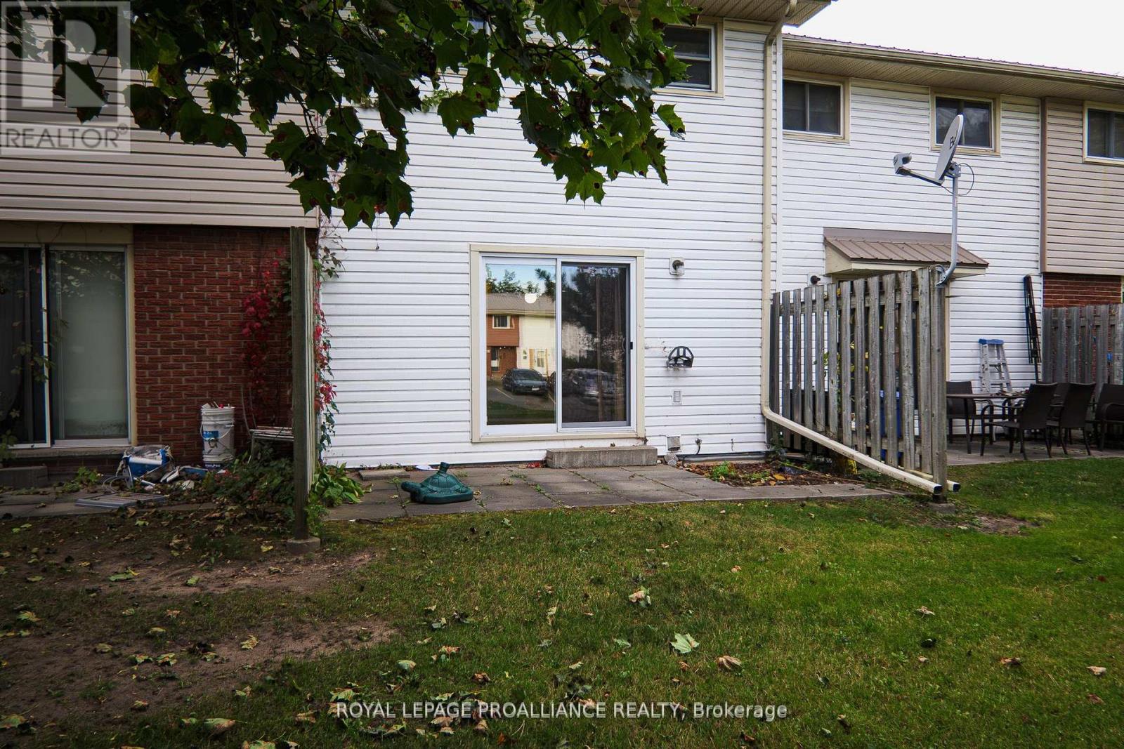 207d North Park Street, Belleville (Belleville Ward), Ontario  K8P 4T9 - Photo 28 - X12748714