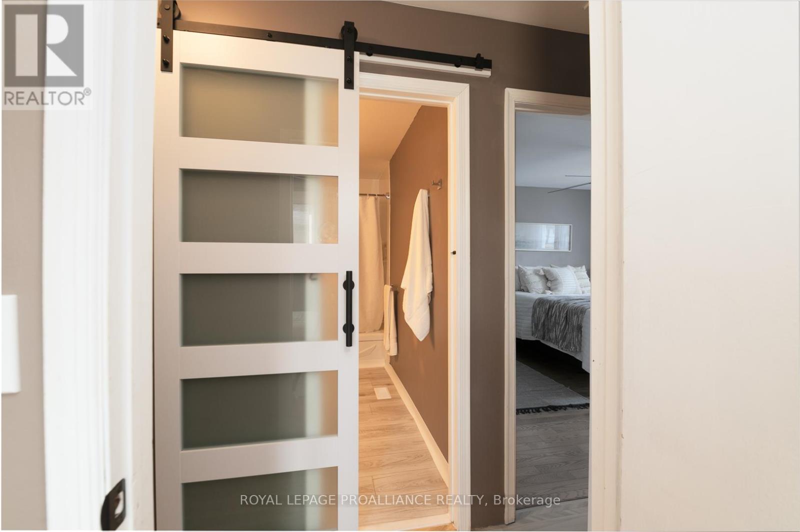 43 Alnet Drive, Belleville (Belleville Ward), Ontario  K8P 4W3 - Photo 15 - X12748738