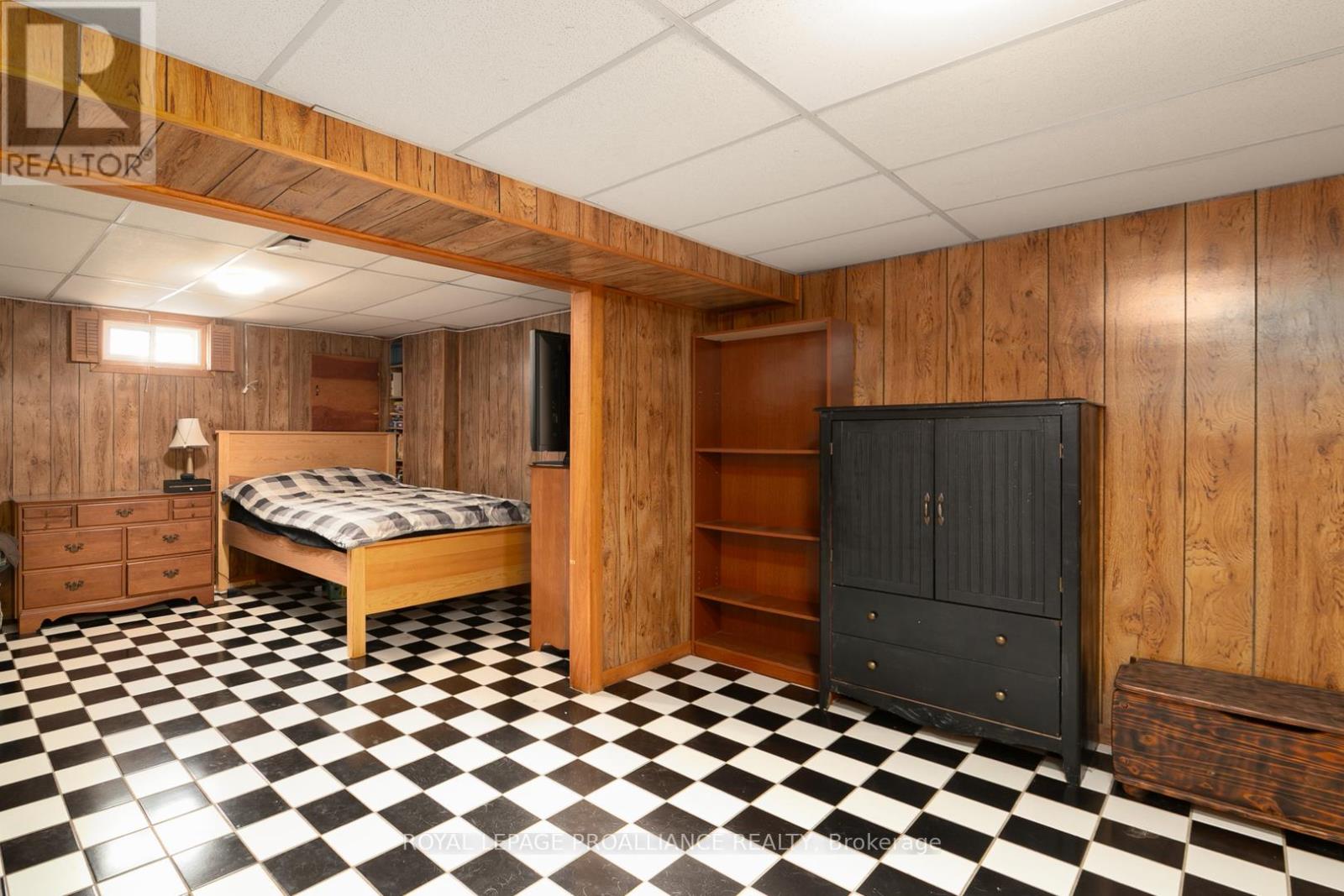 43 Alnet Drive, Belleville (Belleville Ward), Ontario  K8P 4W3 - Photo 18 - X12748738