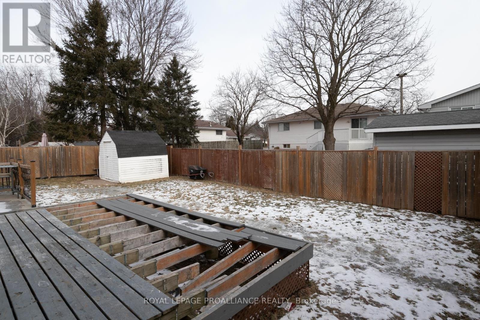 43 Alnet Drive, Belleville (Belleville Ward), Ontario  K8P 4W3 - Photo 28 - X12748738