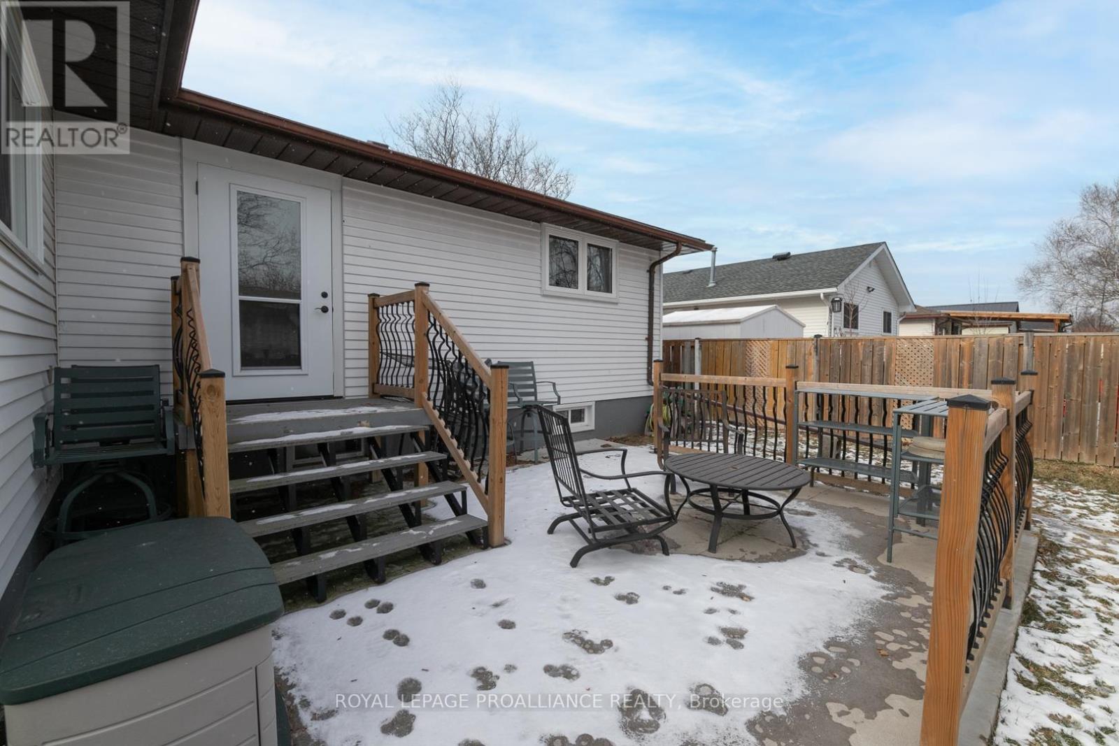 43 Alnet Drive, Belleville (Belleville Ward), Ontario  K8P 4W3 - Photo 30 - X12748738