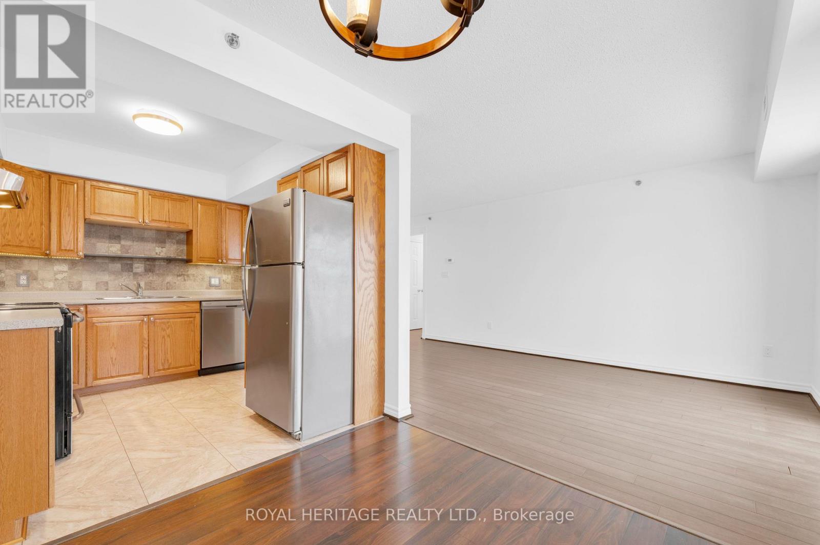 204 - 841 Battell Street, Cobourg, Ontario  K9A 0B9 - Photo 11 - X12748812