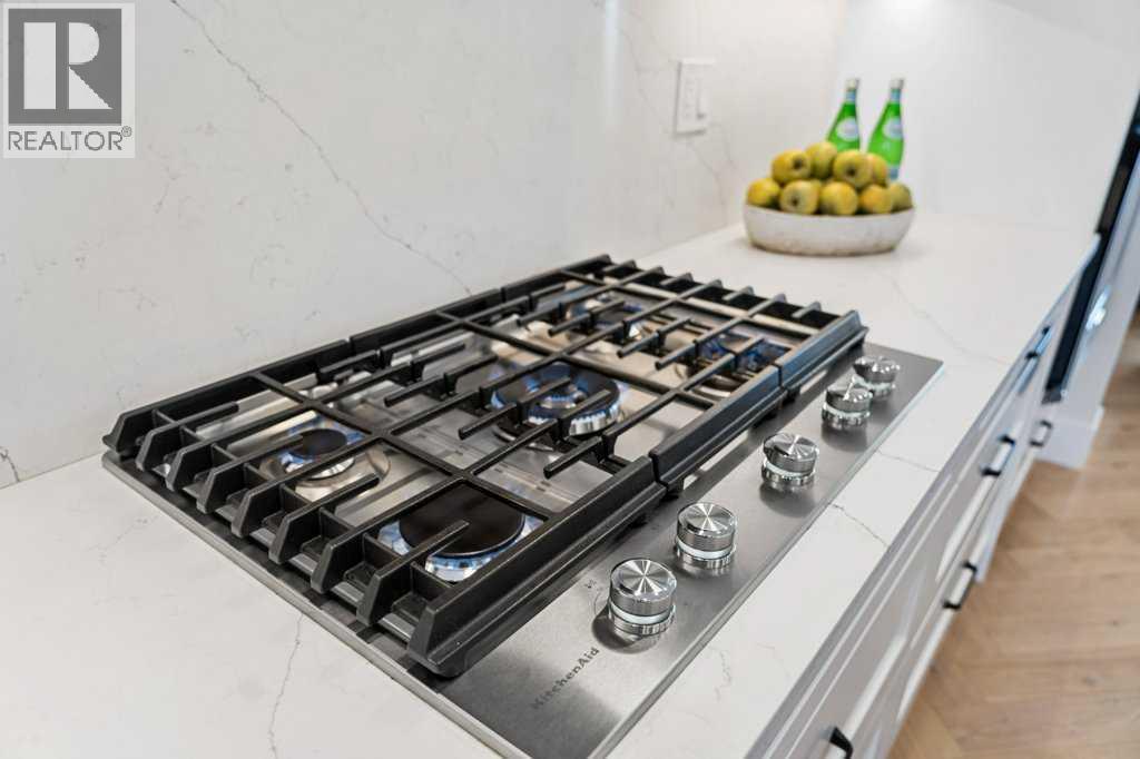 1919 21 Avenue Nw, Calgary, Alberta  T2M 1M7 - Photo 8 - A2277120