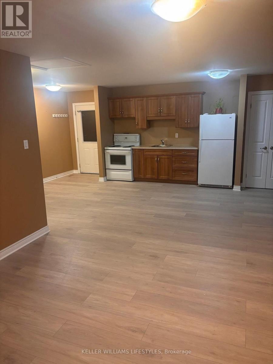 B - 1200 HAMILTON ROAD E, London East, Ontario