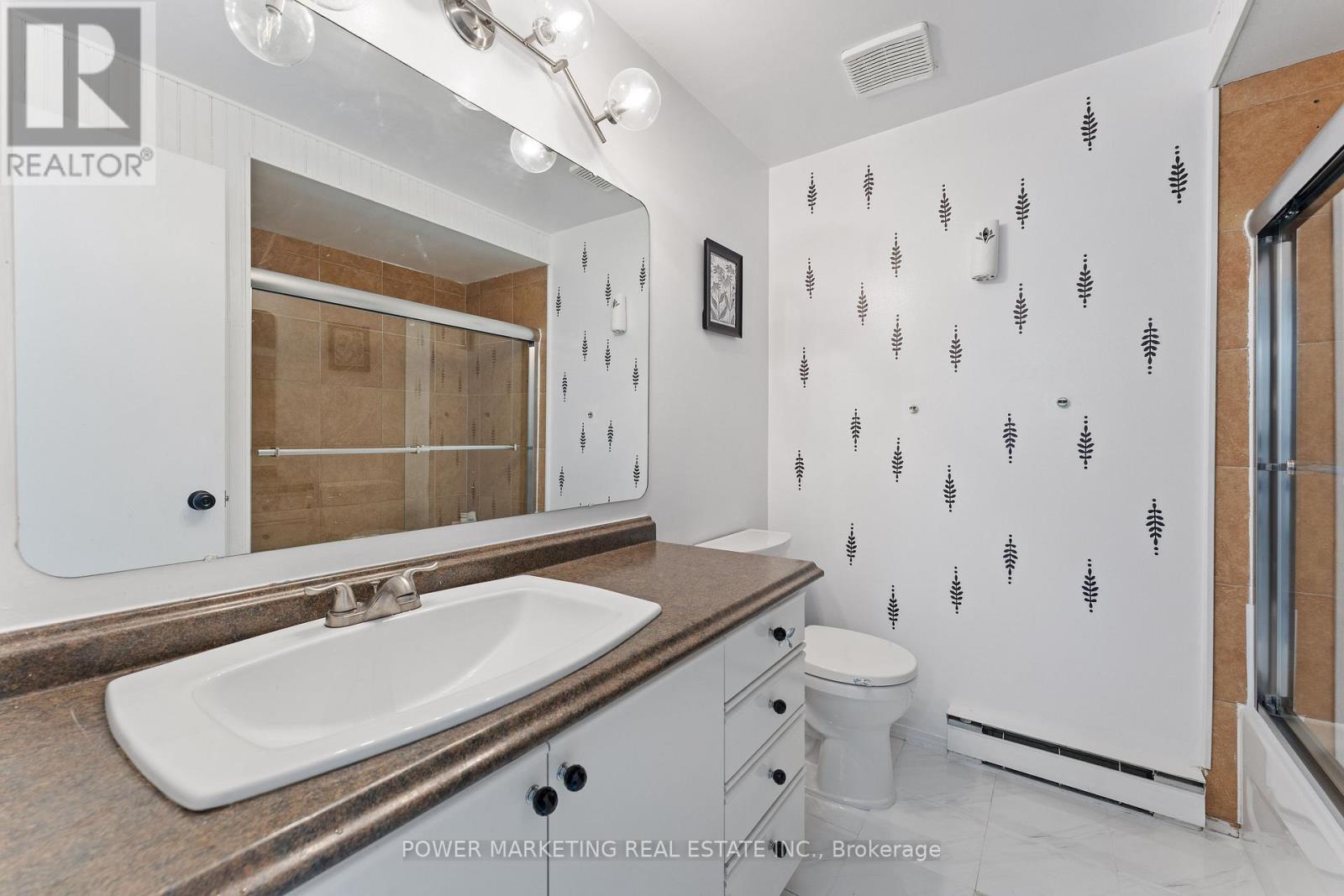 B - 6702 Jeanne D'arc Boulevard N, Ottawa, Ontario  K1C 6E9 - Photo 20 - X12748676