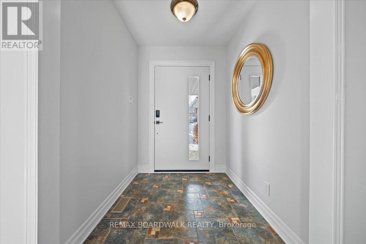 1367 Talcy Crescent, Ottawa, Ontario  K4A 3C4 - Photo 2 - X12748820