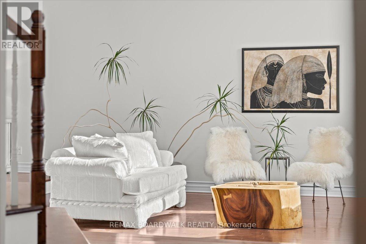 1367 Talcy Crescent, Ottawa, Ontario  K4A 3C4 - Photo 6 - X12748820