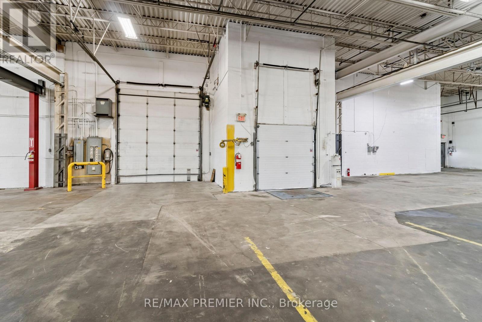 522 Edgeley Boulevard, Vaughan, Ontario  L4K 4G4 - Photo 10 - N12746124