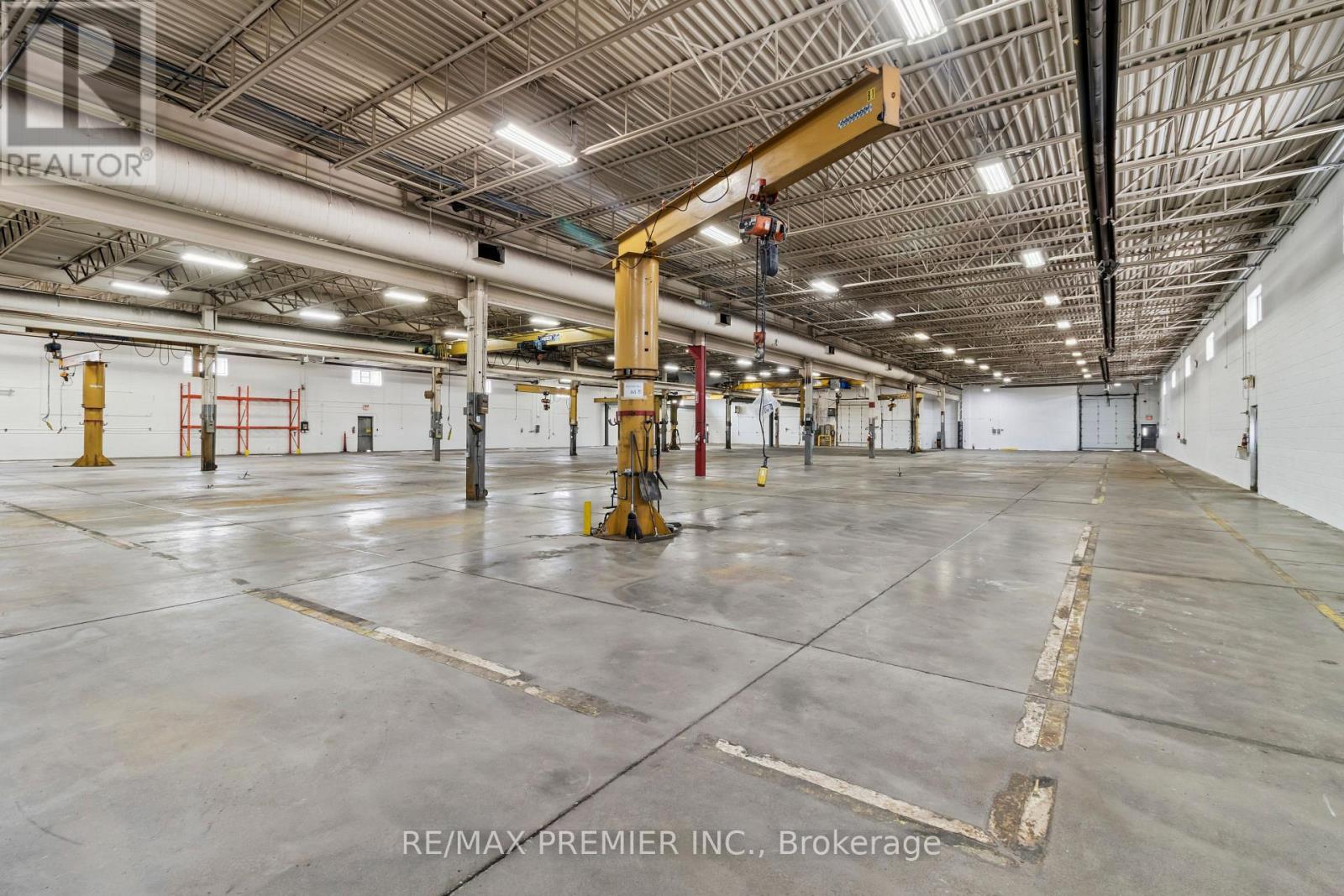 522 Edgeley Boulevard, Vaughan, Ontario  L4K 4G4 - Photo 6 - N12746124