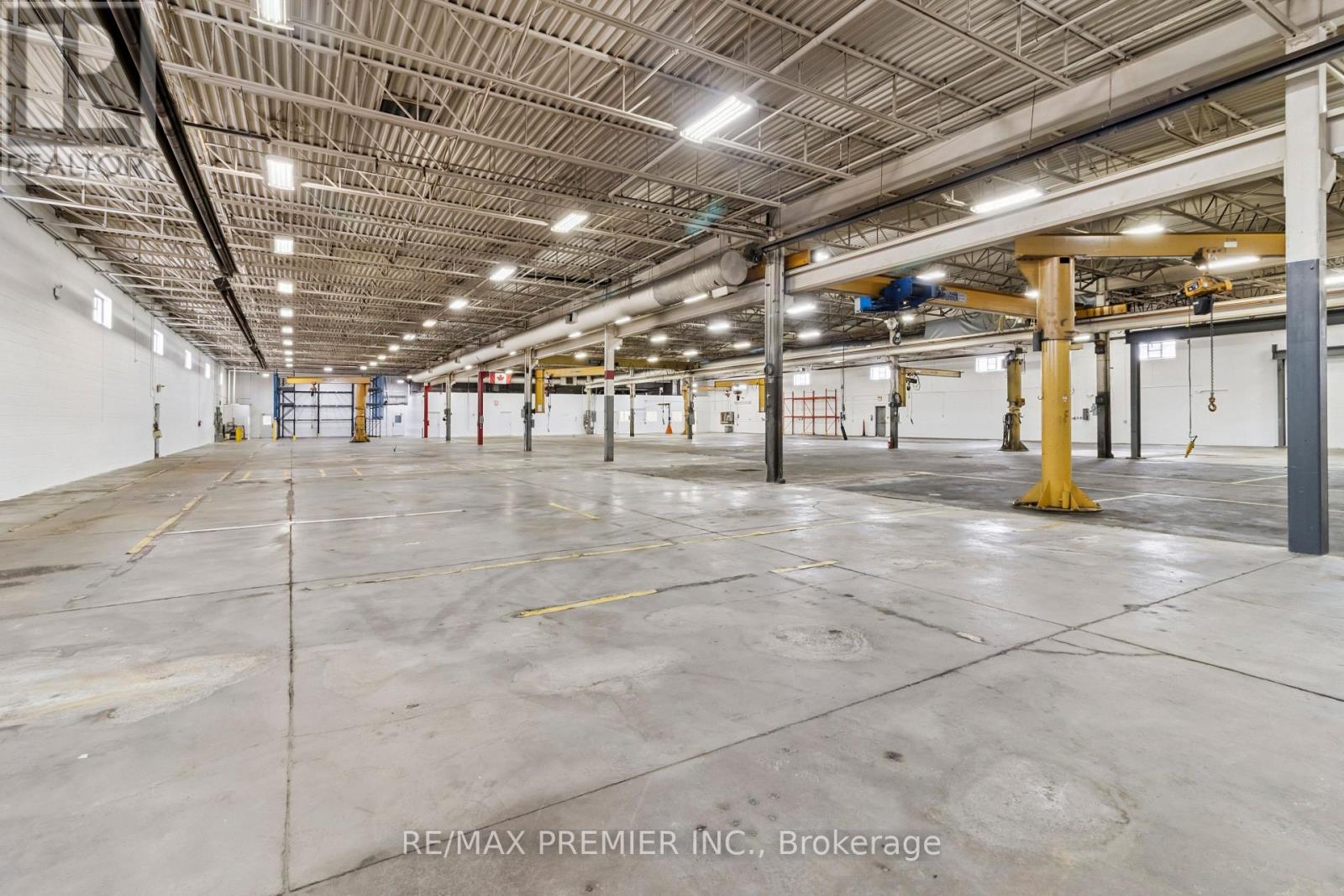 522 Edgeley Boulevard, Vaughan, Ontario  L4K 4G4 - Photo 8 - N12746124