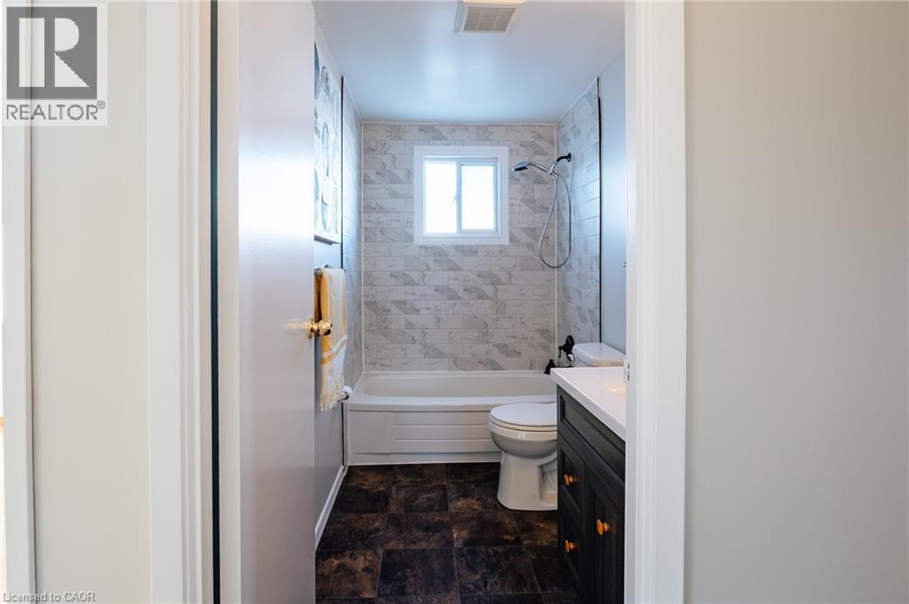 190 Broken Oak Crescent, Kitchener, Ontario  N2N 1N7 - Photo 32 - 40801334