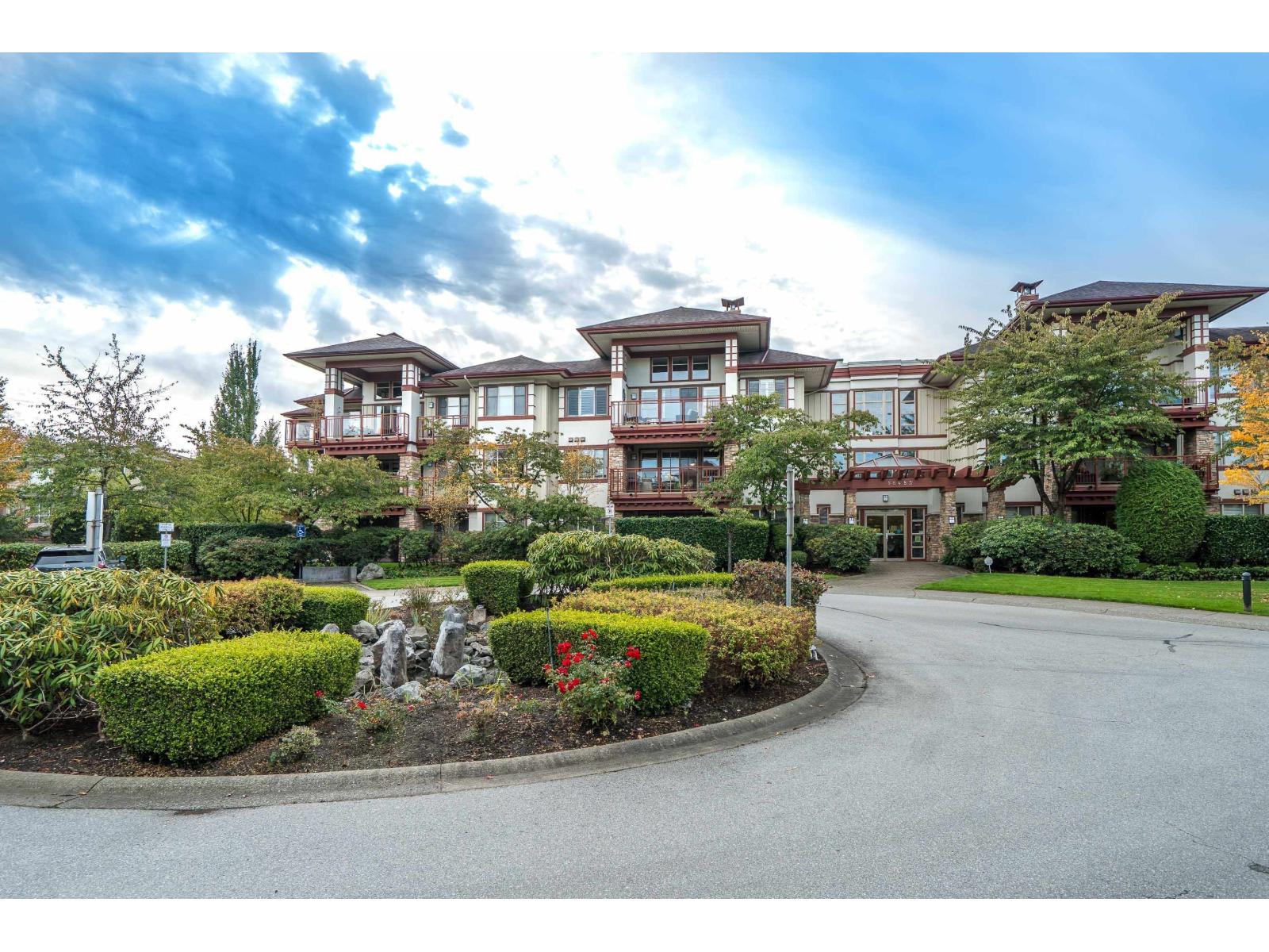 306 16483 64 Avenue, Surrey, British Columbia  V3S 6V7 - Photo 3 - R3084237