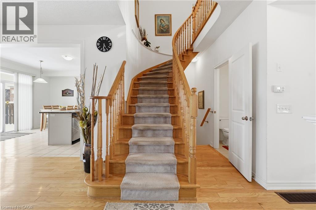 274 Nisbet Boulevard, Waterdown, Ontario  L8B 0S3 - Photo 18 - 40802234