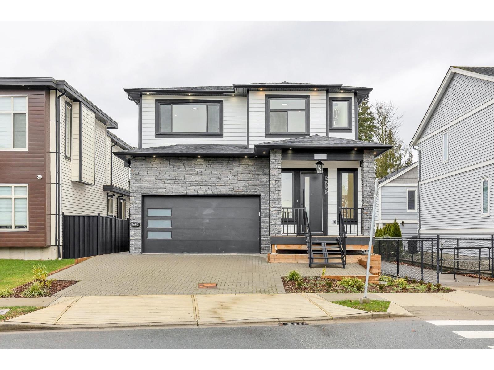 8699 MACHELL STREET, mission, British Columbia
